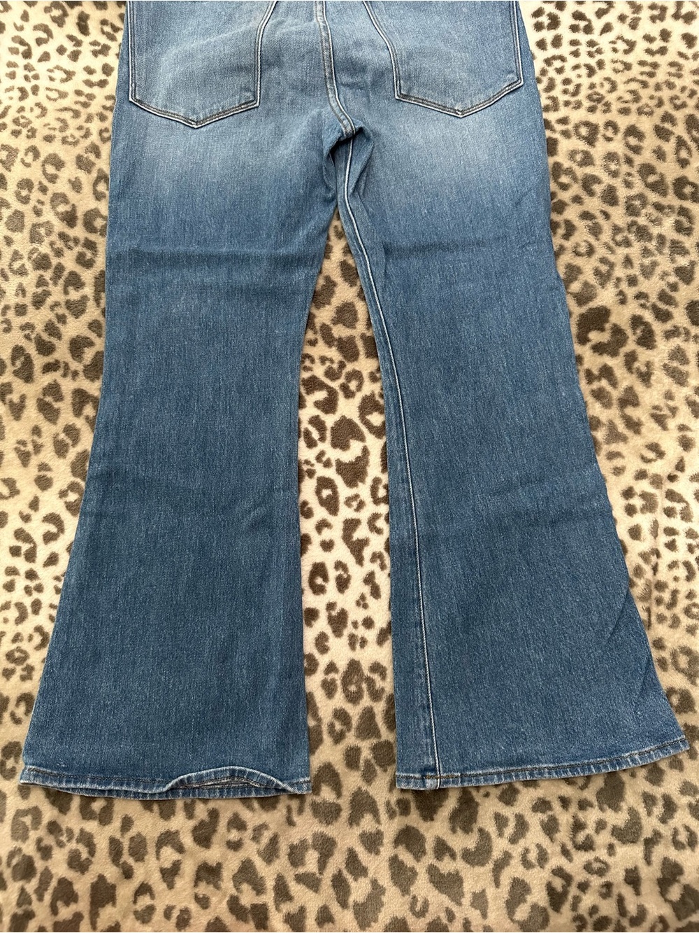 Frame Denim High Waisted Le Crop Flare in Opus Blue Wash Size 27 - Picture 10 of 16